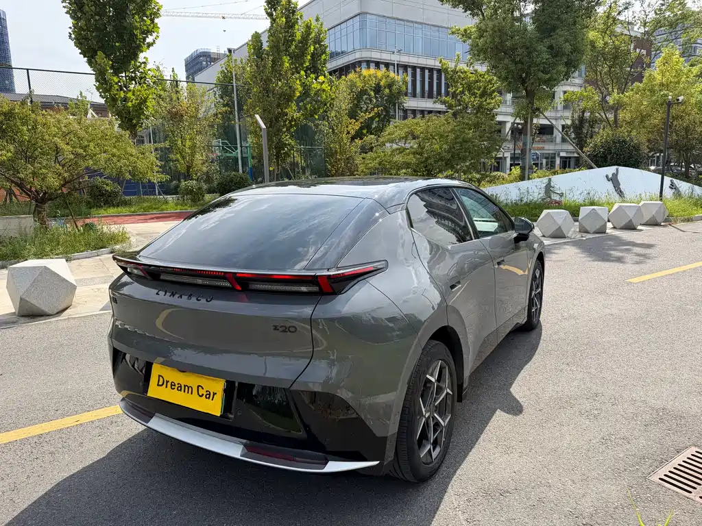 Lynk & Co Z20 — миниатюра 5