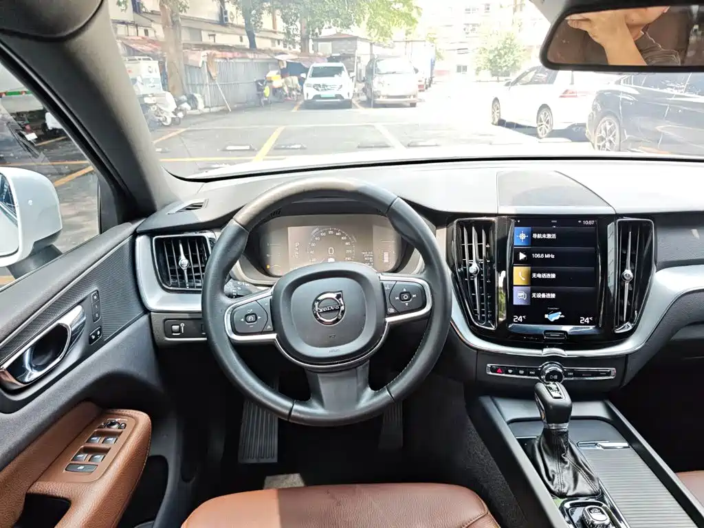 Volvo XC60 — миниатюра 18