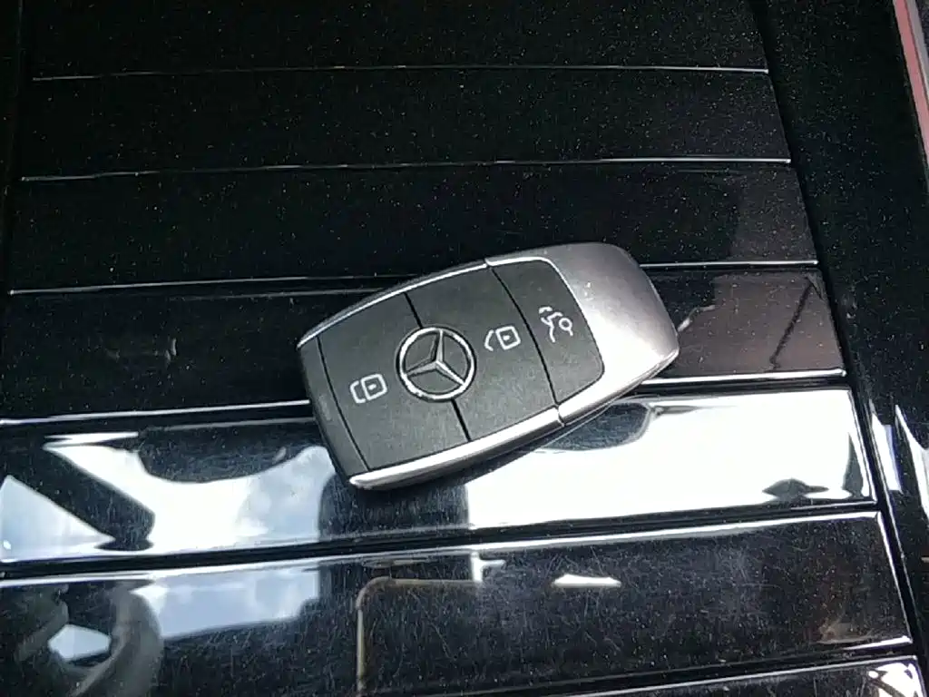 Mercedes-Benz EQB — миниатюра 9