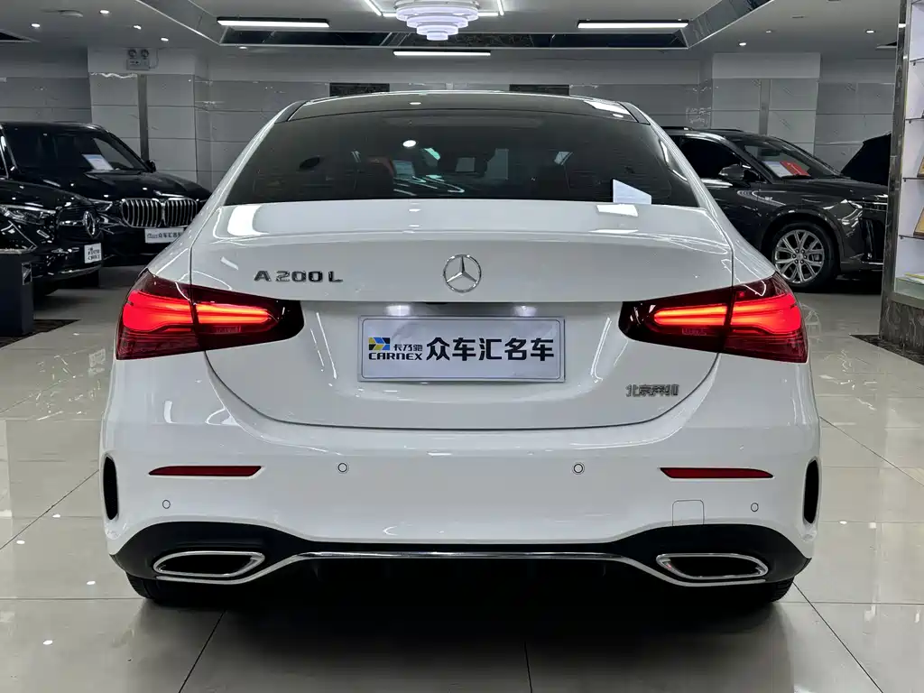 Mercedes-Benz A-Class A 2024 A 200 L Fashion