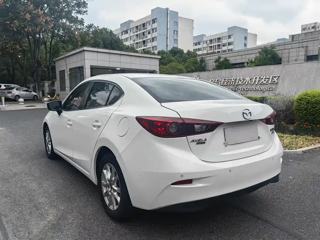 MAZDA 3 ANGKESAILA