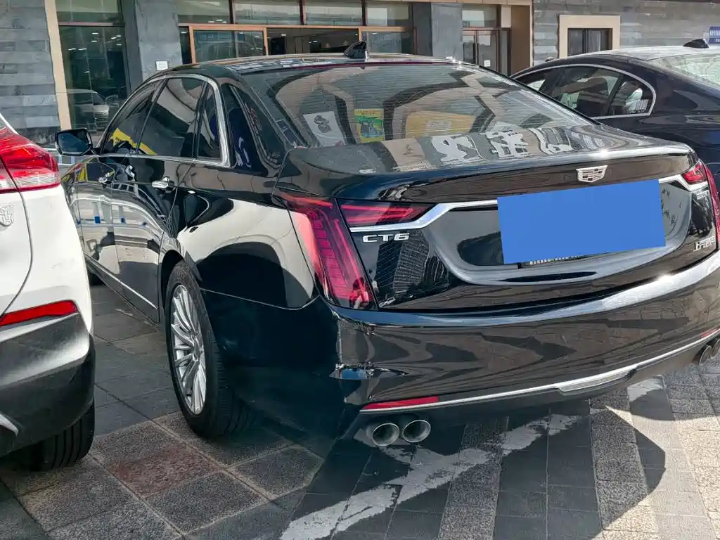 Cadillac CT6 — миниатюра 11