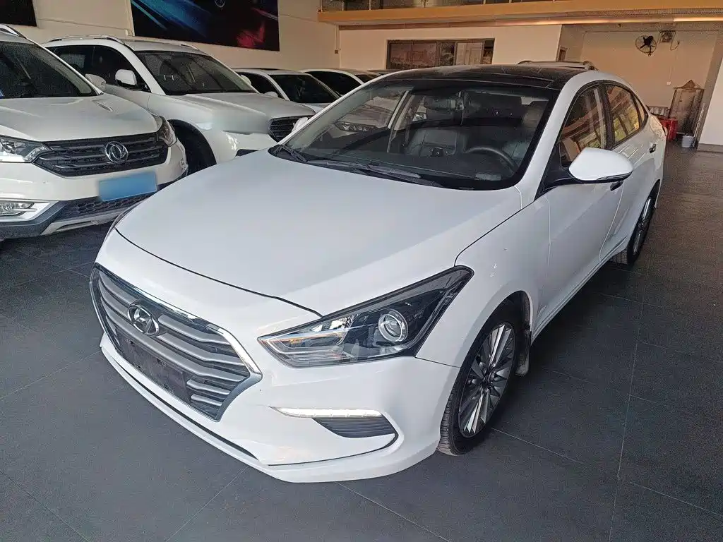 Hyundai Mistra