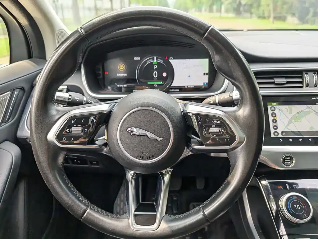 Jaguar I-Pace — фотографии объявления, Фото 16