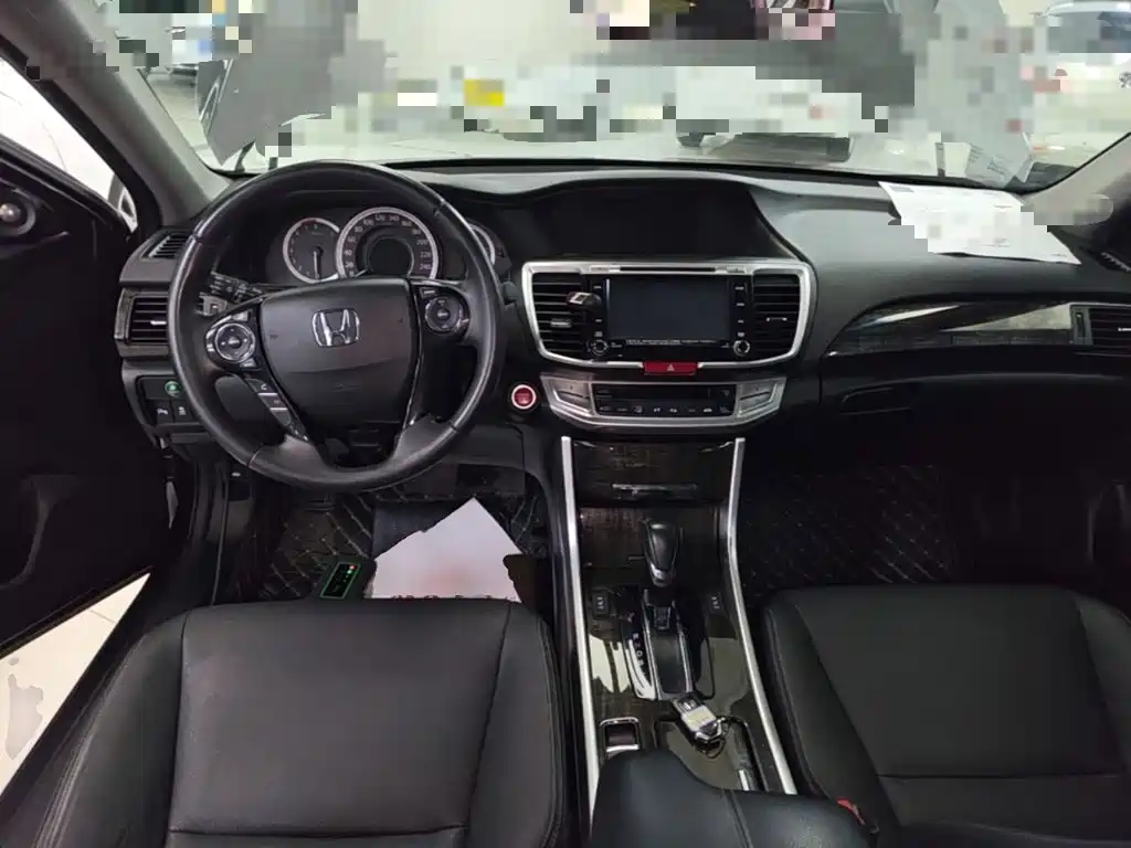 Honda Accord — миниатюра 10