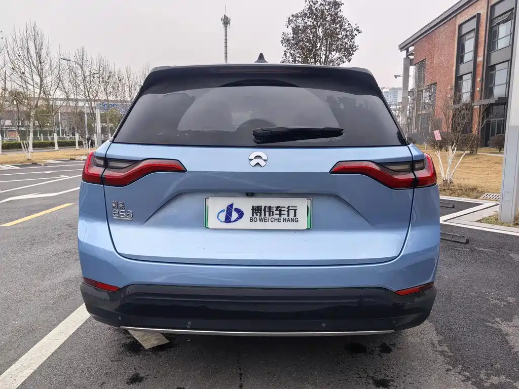 NIO NIO ES8
