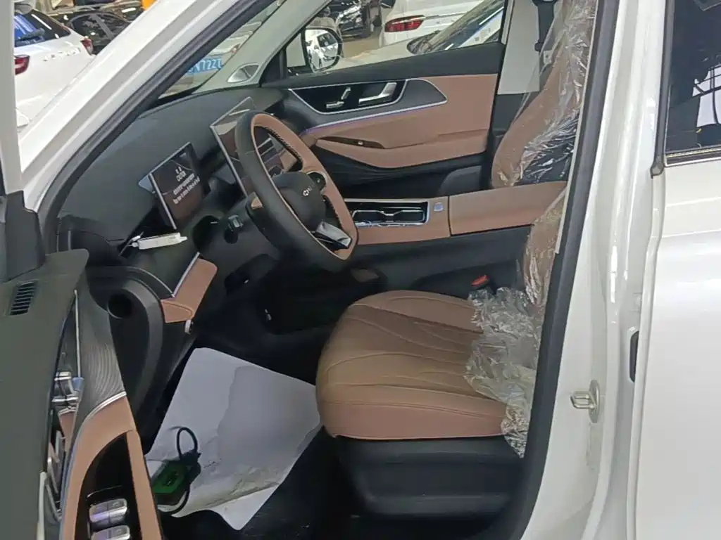 Chery Tiggo 8L — миниатюра 15