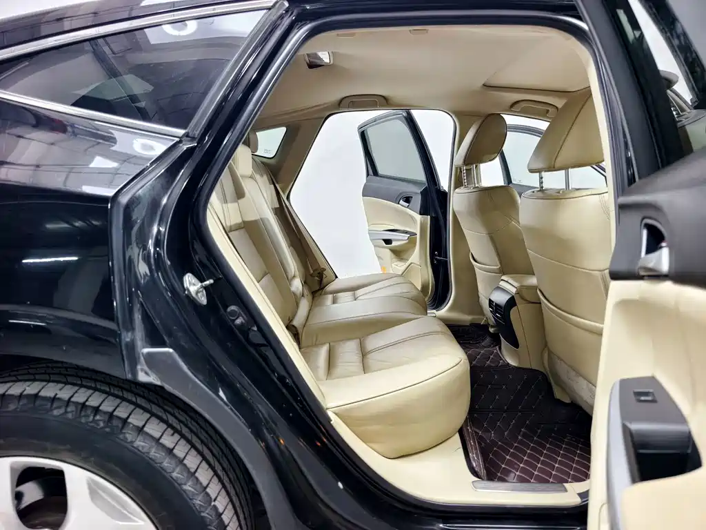 Honda Crosstour — миниатюра 16