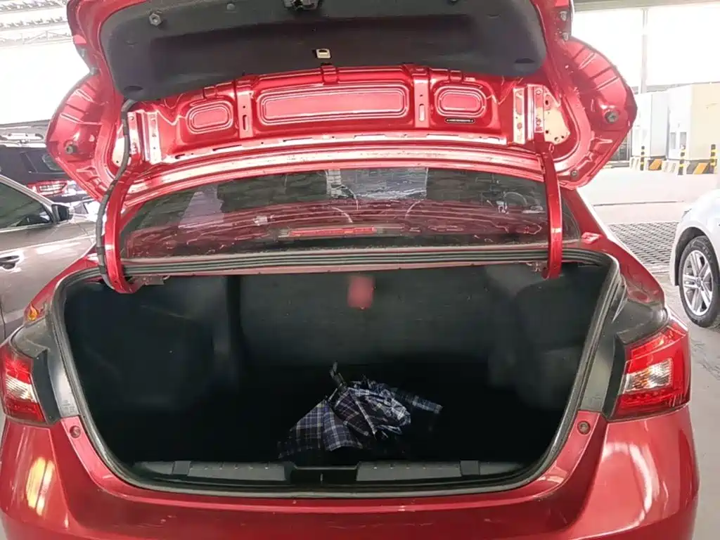 Chery Arrizo 5 — миниатюра 19