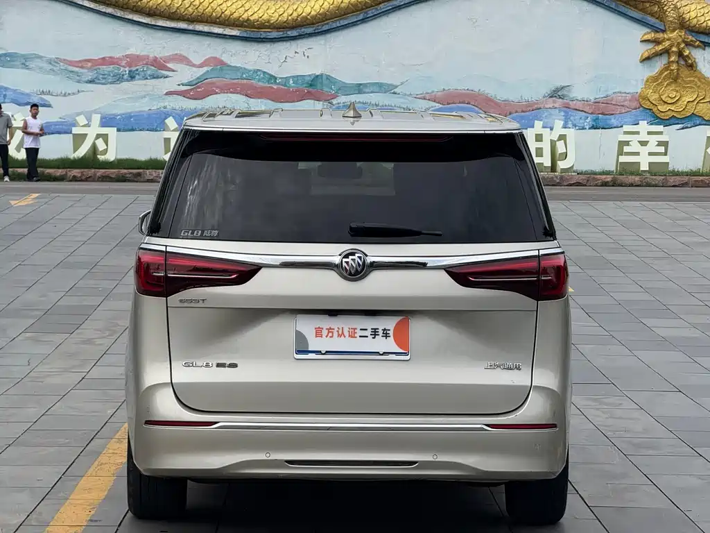 Buick GL8 — миниатюра 6