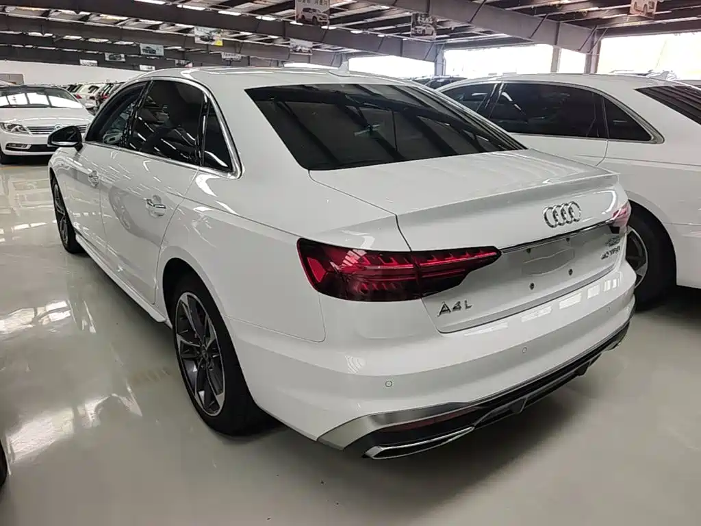 Audi A4L — миниатюра 5