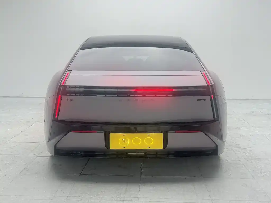 XPeng P7 — миниатюра 7