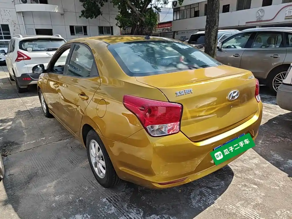 Hyundai Verna — миниатюра 5