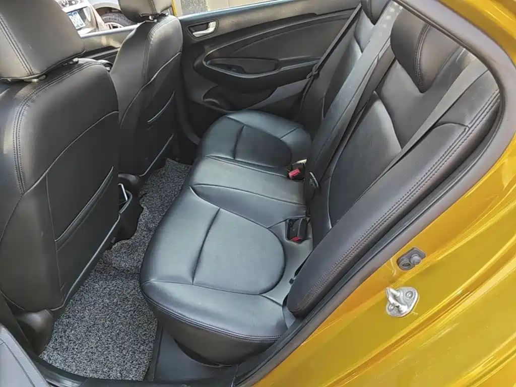 Hyundai Verna — миниатюра 17
