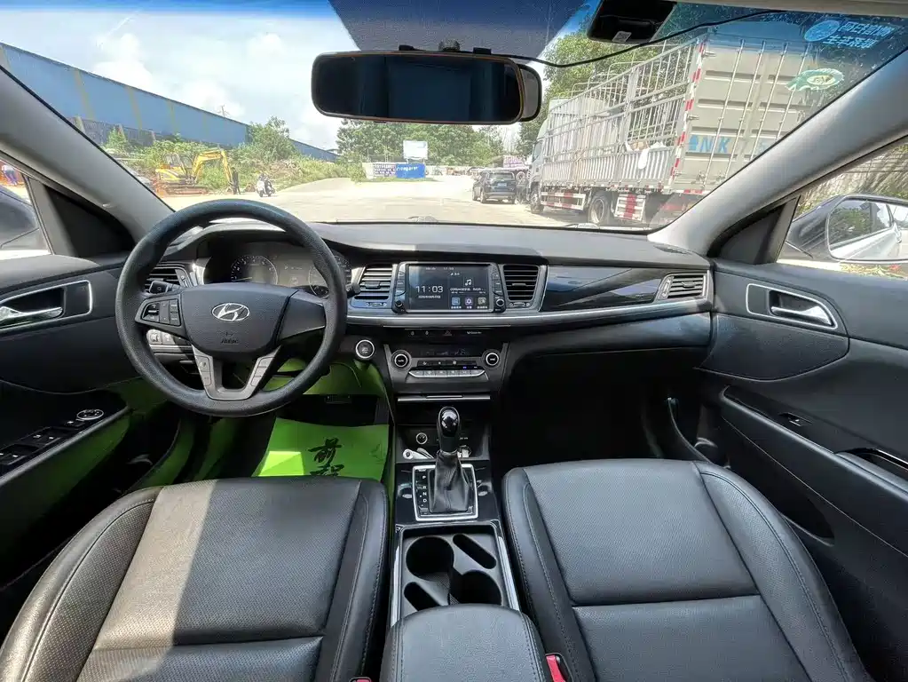 Hyundai Mistra — миниатюра 5