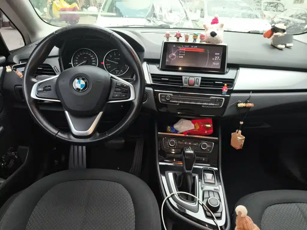 BMW 2 Series Active Tourer — миниатюра 5