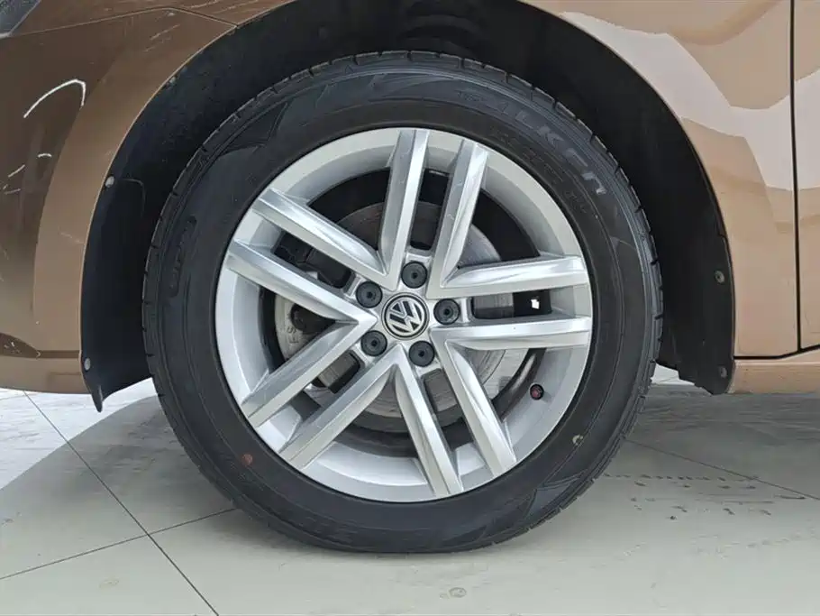 Volkswagen Gran Lavida 2017 180TSI DSG Comfort