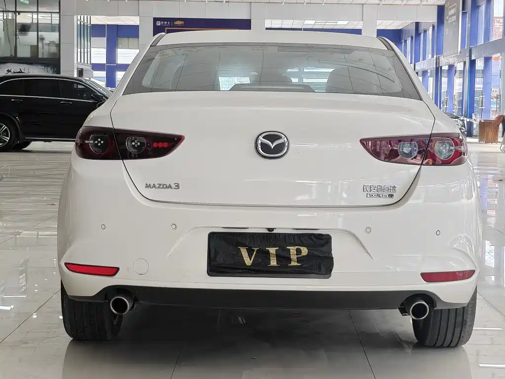 MAZDA 3 ANGKESAILA