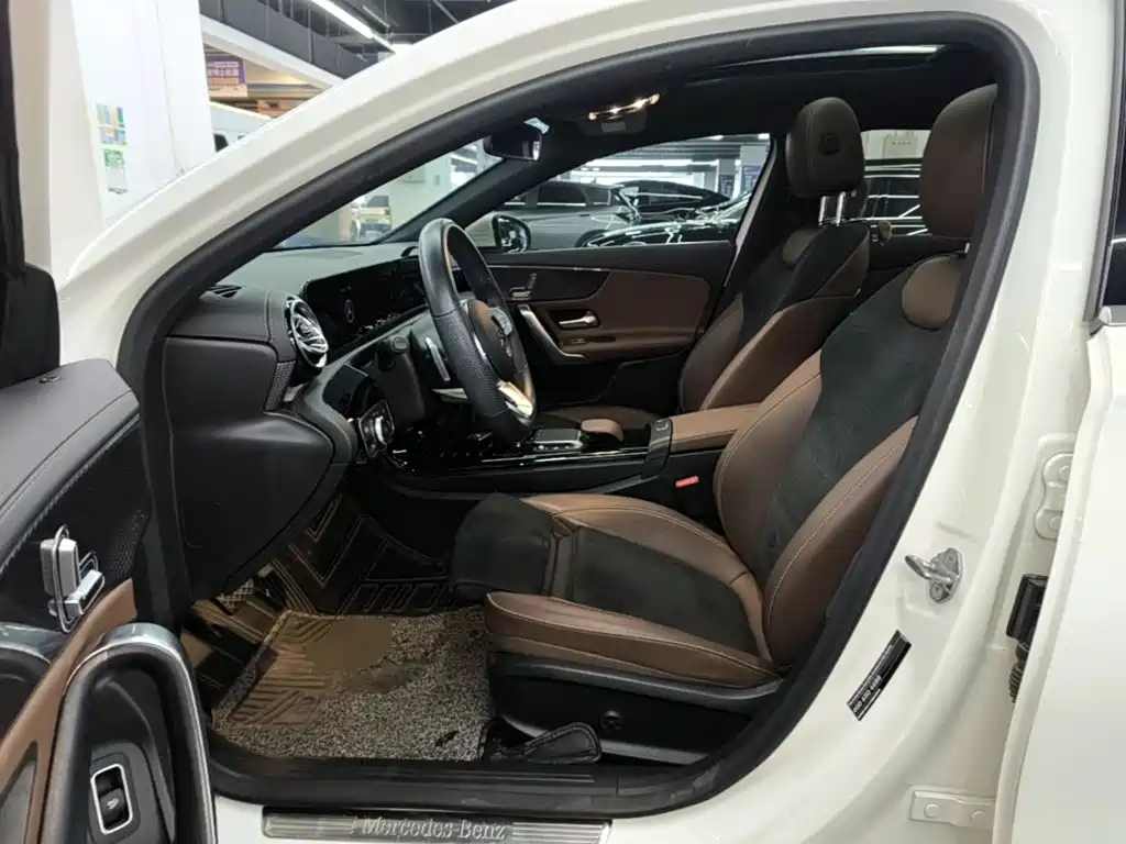 Mercedes-Benz A-Class — миниатюра 15