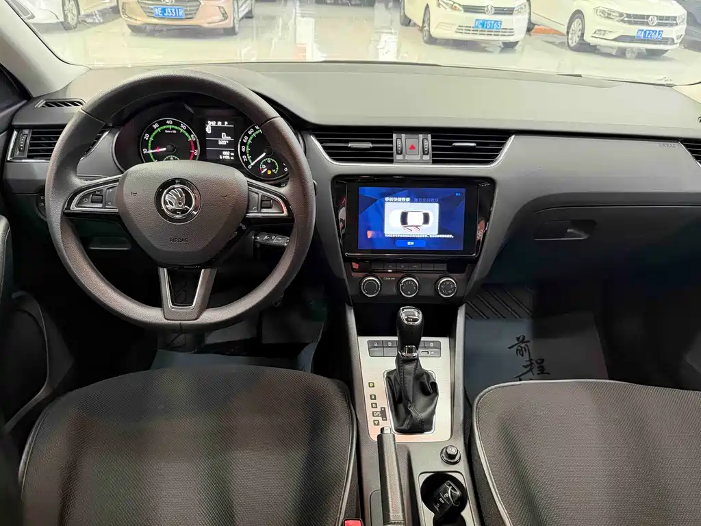 Skoda Octavia — миниатюра 8