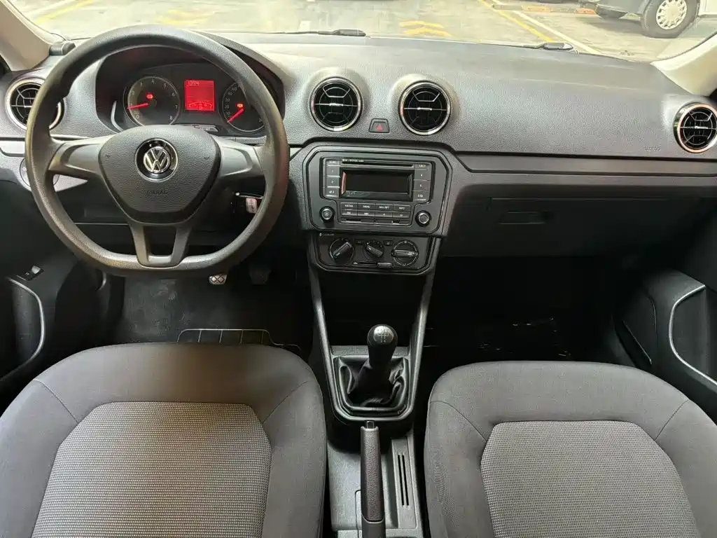 Volkswagen Jetta — миниатюра 8