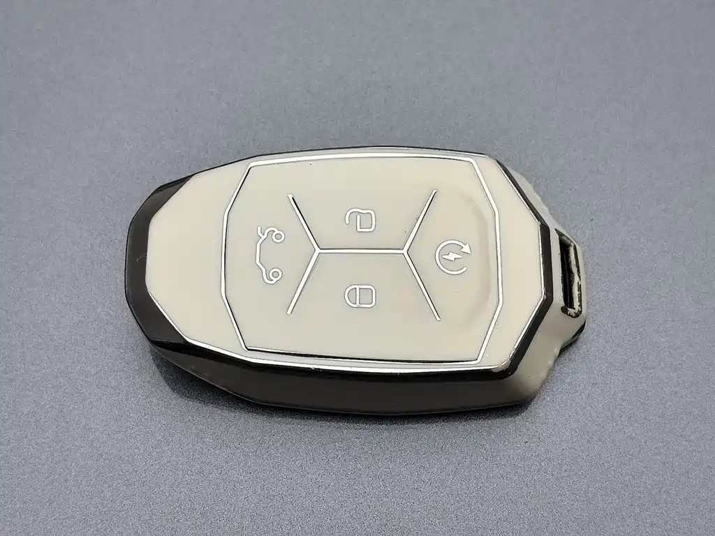 Lynk & Co 01 EM-P — миниатюра 19