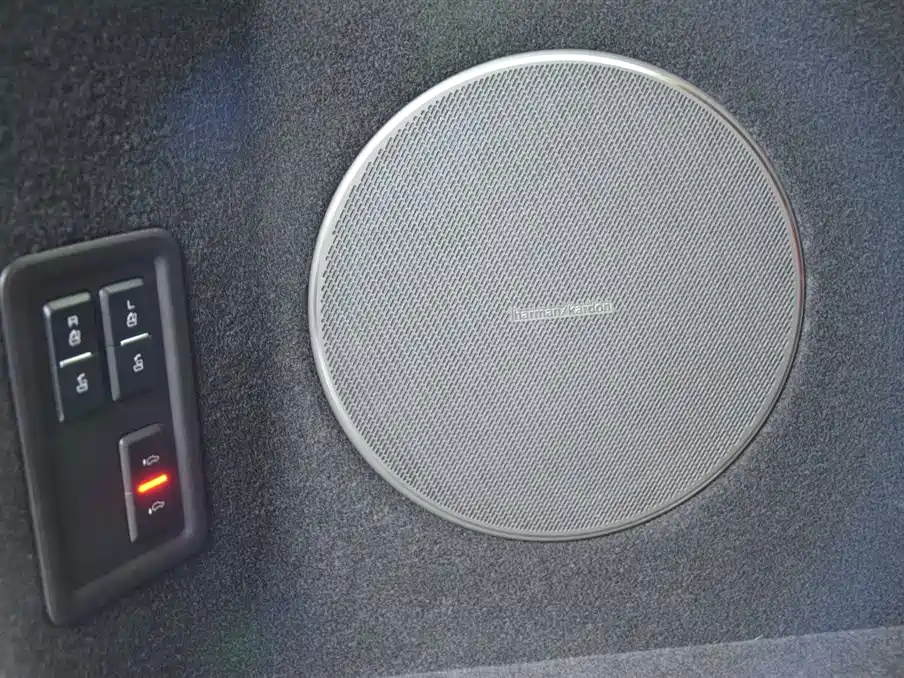 TANK TANK 700 NEW ENERGY