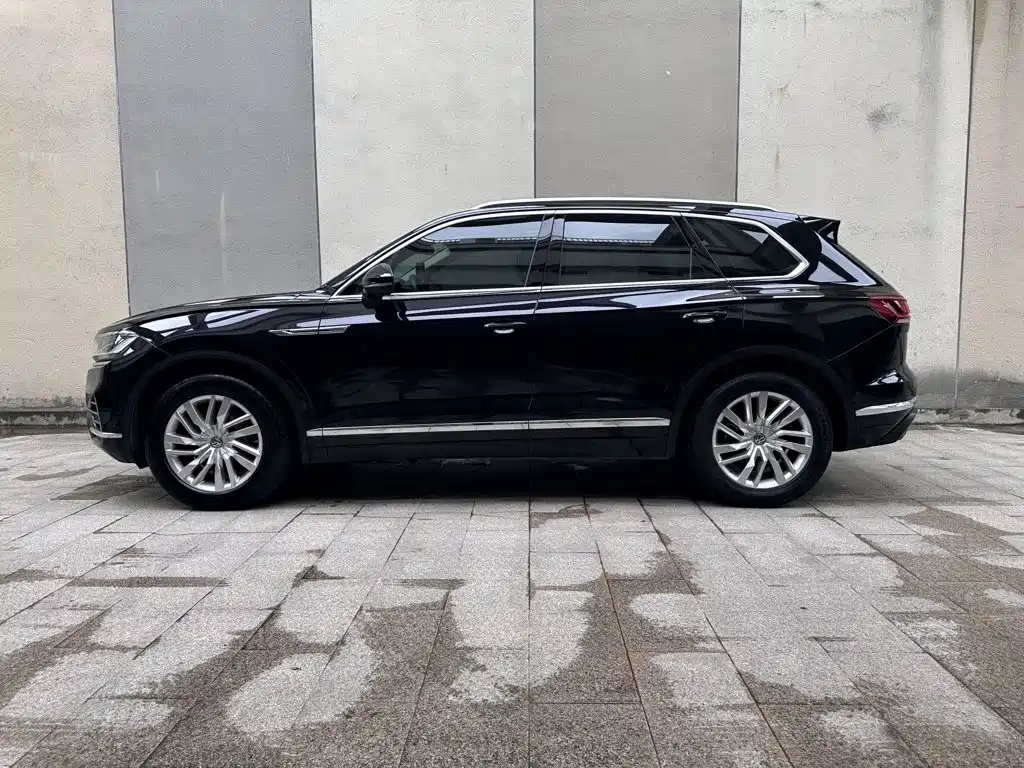 Volkswagen Touareg — миниатюра 3