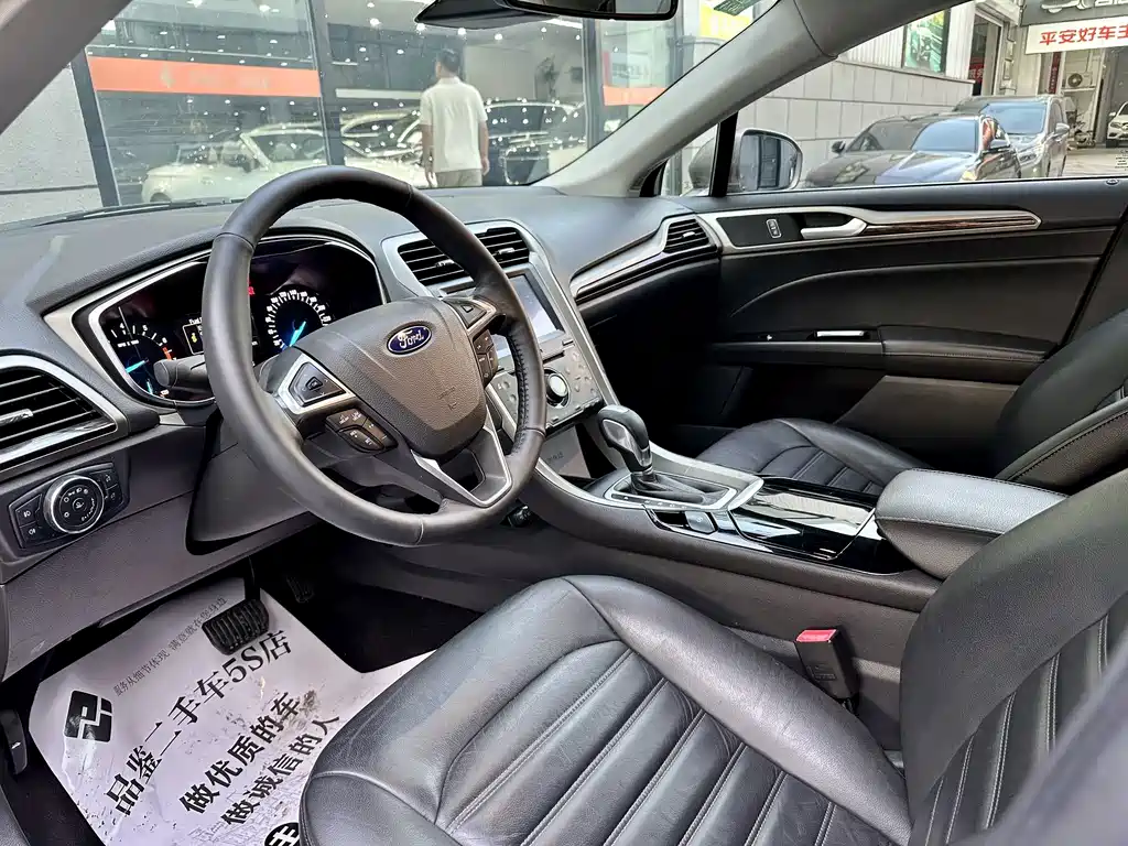 Ford Mondeo — миниатюра 16