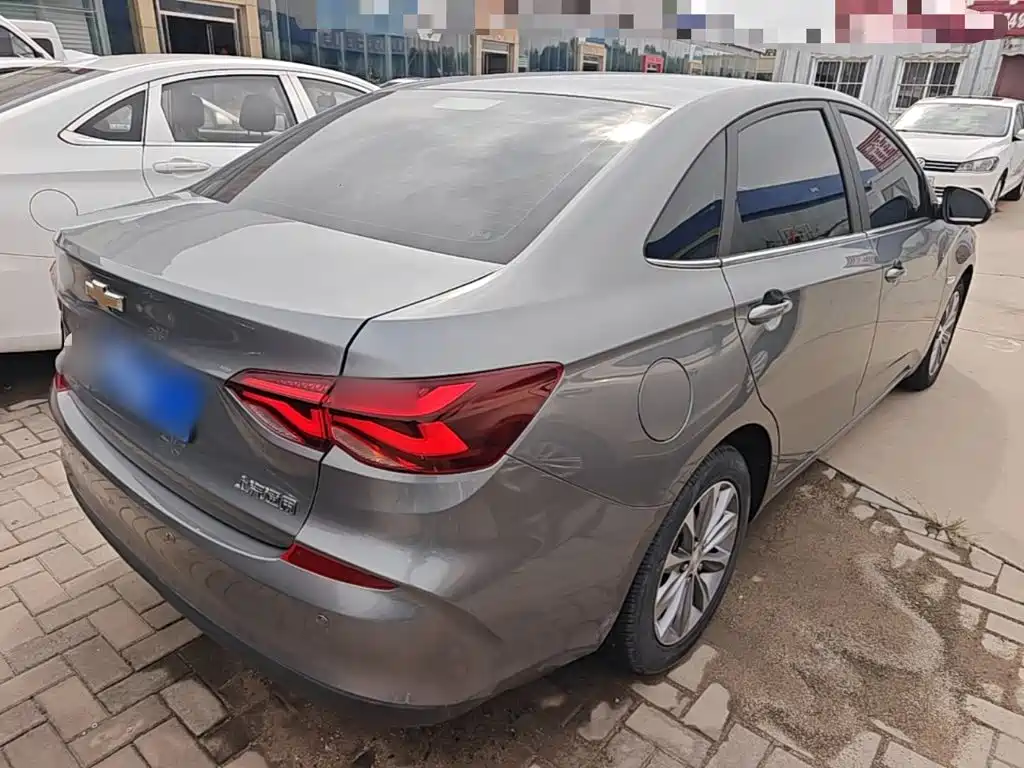 Chevrolet Monza — миниатюра 7
