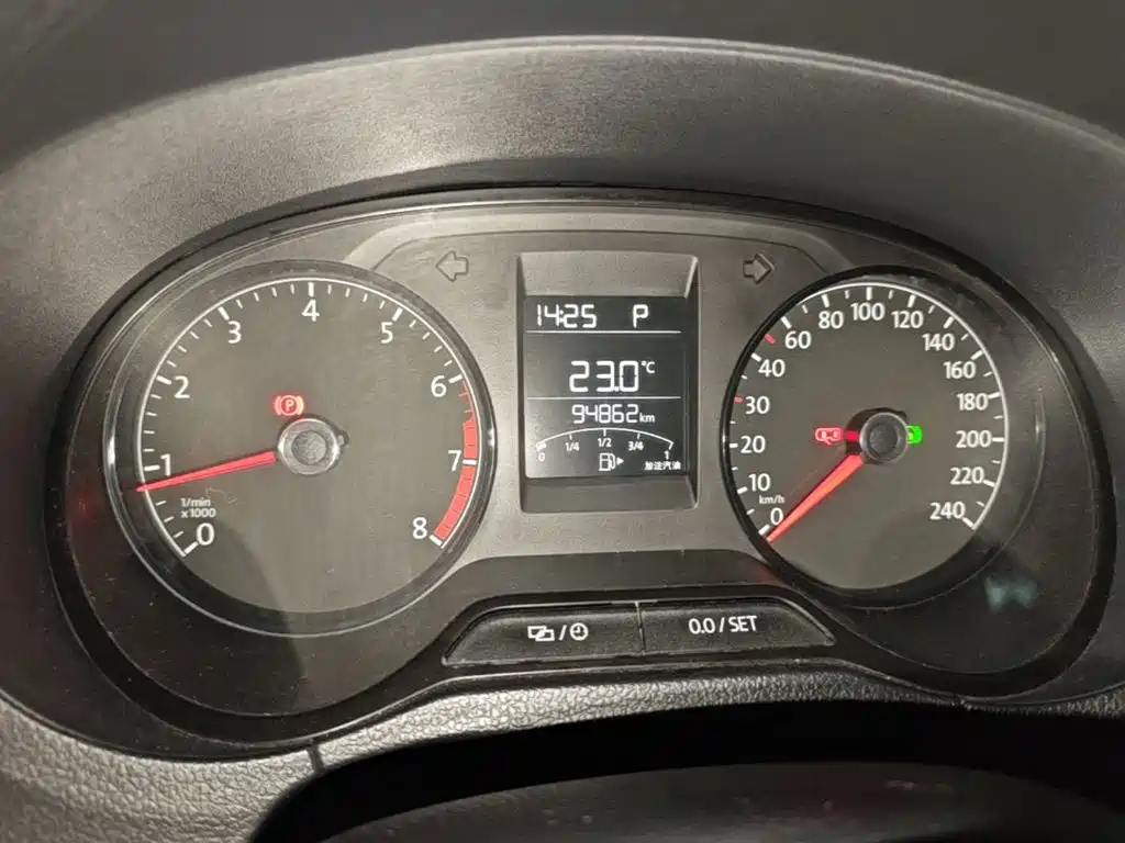 Volkswagen Polo — миниатюра 12