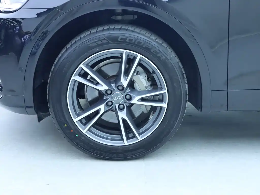 Audi Q5L 2020 45 TFSI Premium Fashion