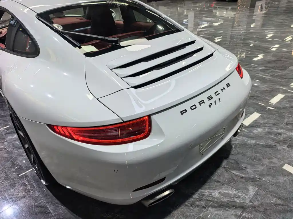 Porsche 911 — миниатюра 7