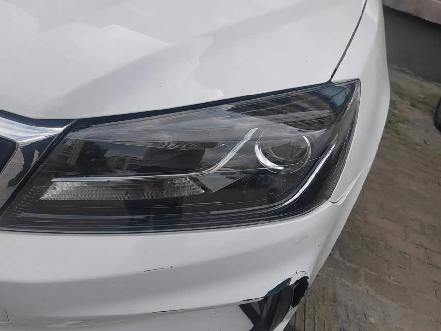 Geely Emgrand 1.5 л 2022 г. Белый, пробег 46600 км
