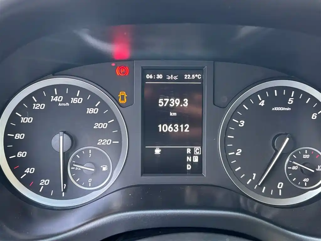 Mercedes-Benz Vito 2021 2.0T 7 мест