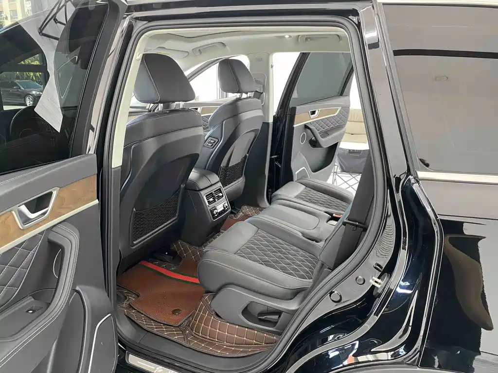 Hongqi Hongqi HS7 — миниатюра 5