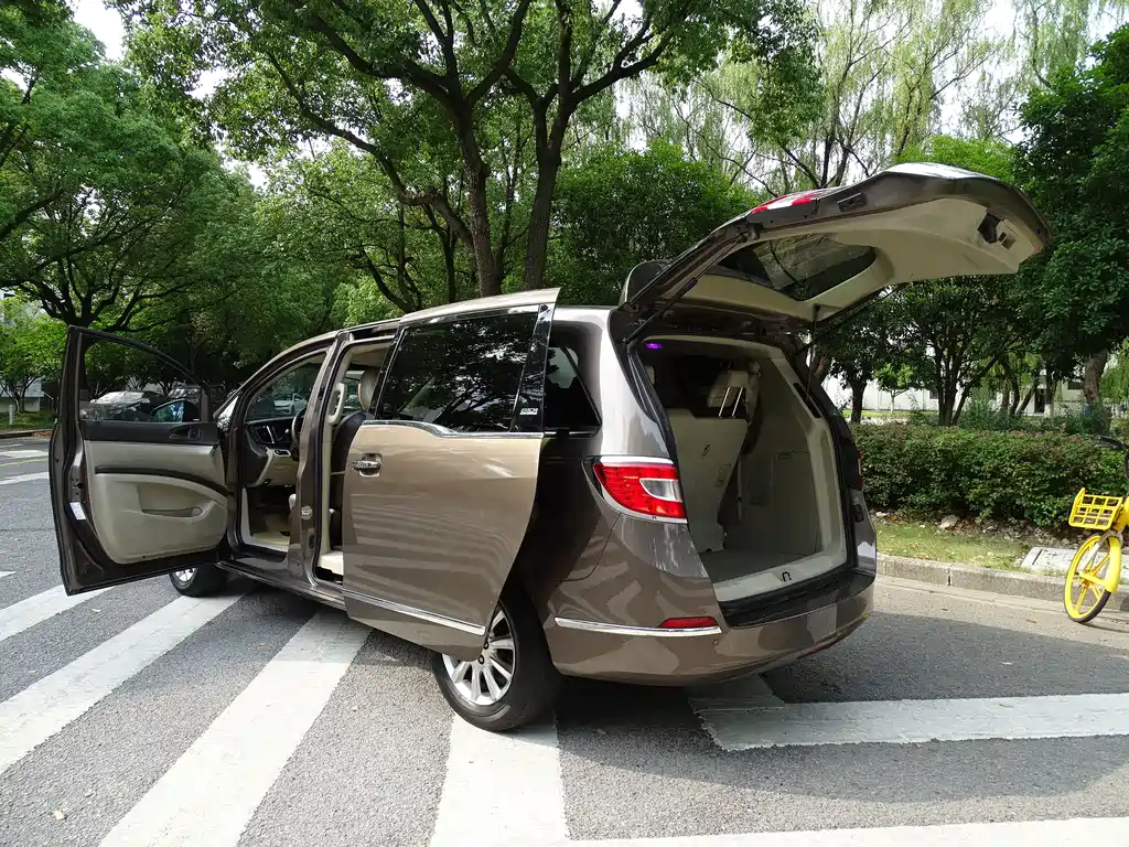 Buick GL8 — миниатюра 55