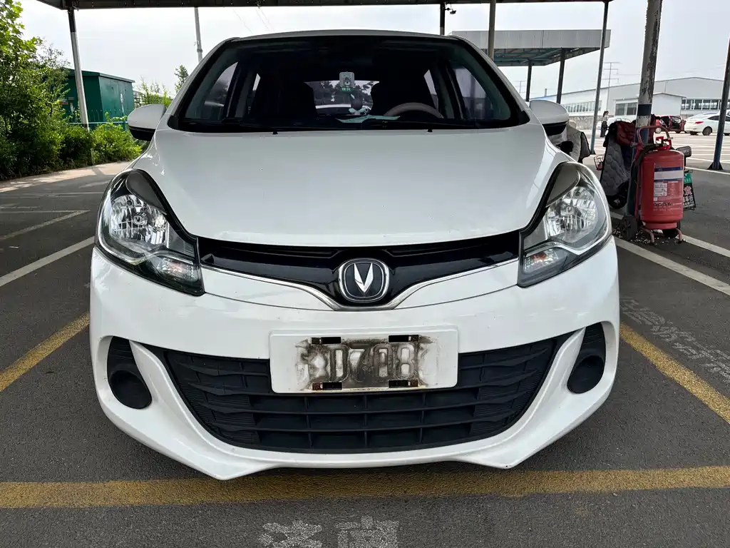 Changan Benben E-Star — миниатюра 2