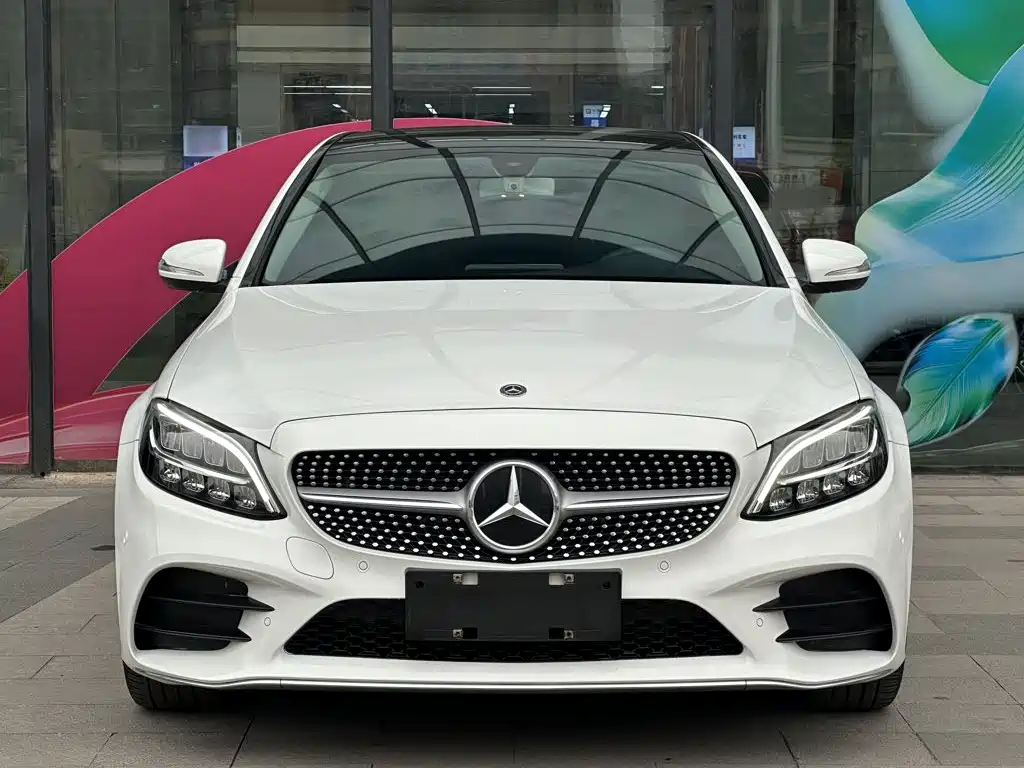 Mercedes-Benz C-Class — миниатюра 7