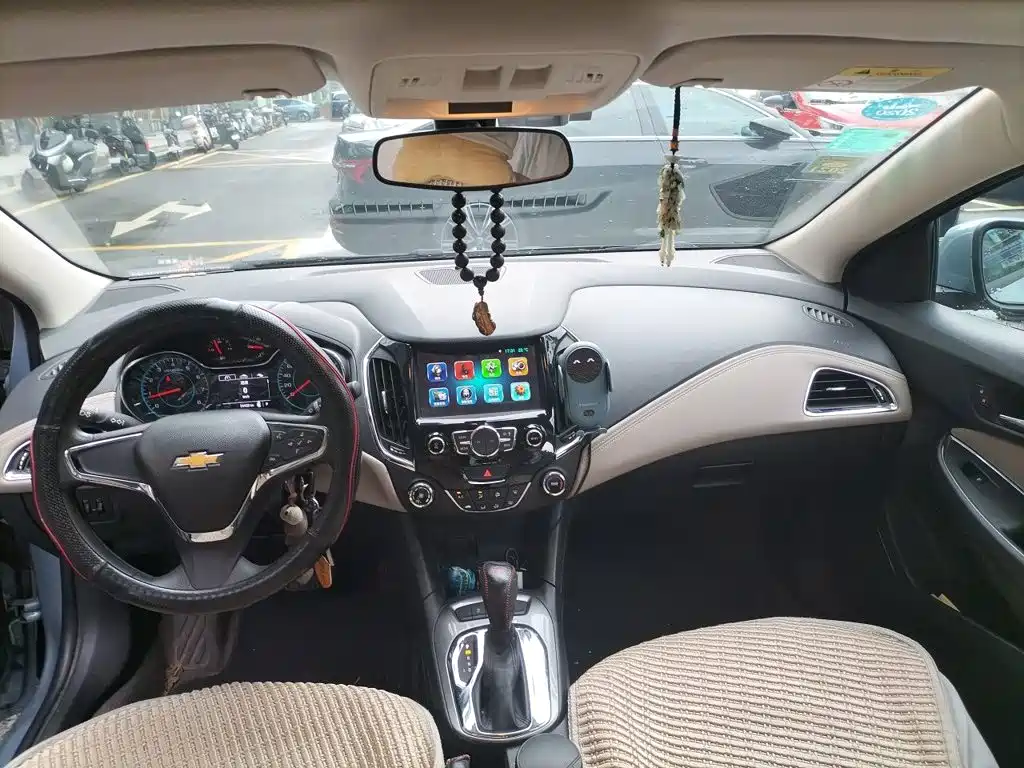 Chevrolet Cruze — миниатюра 9