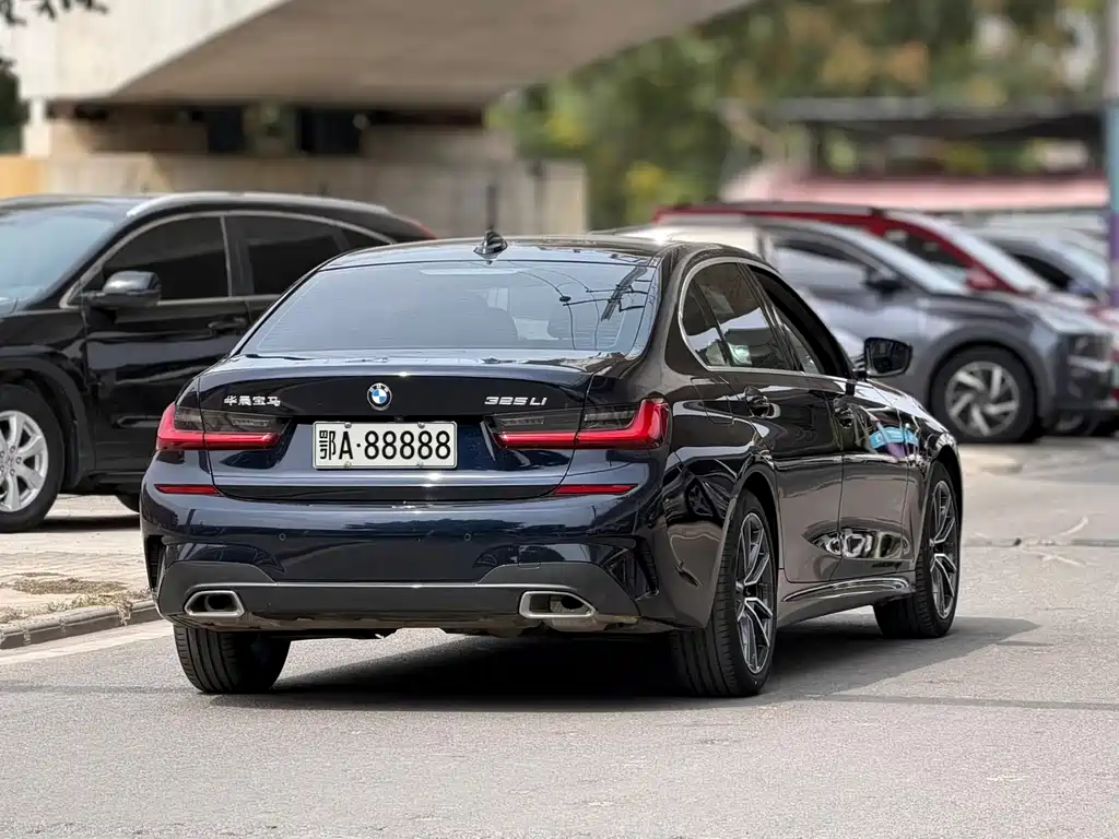BMW 3 Series — миниатюра 6