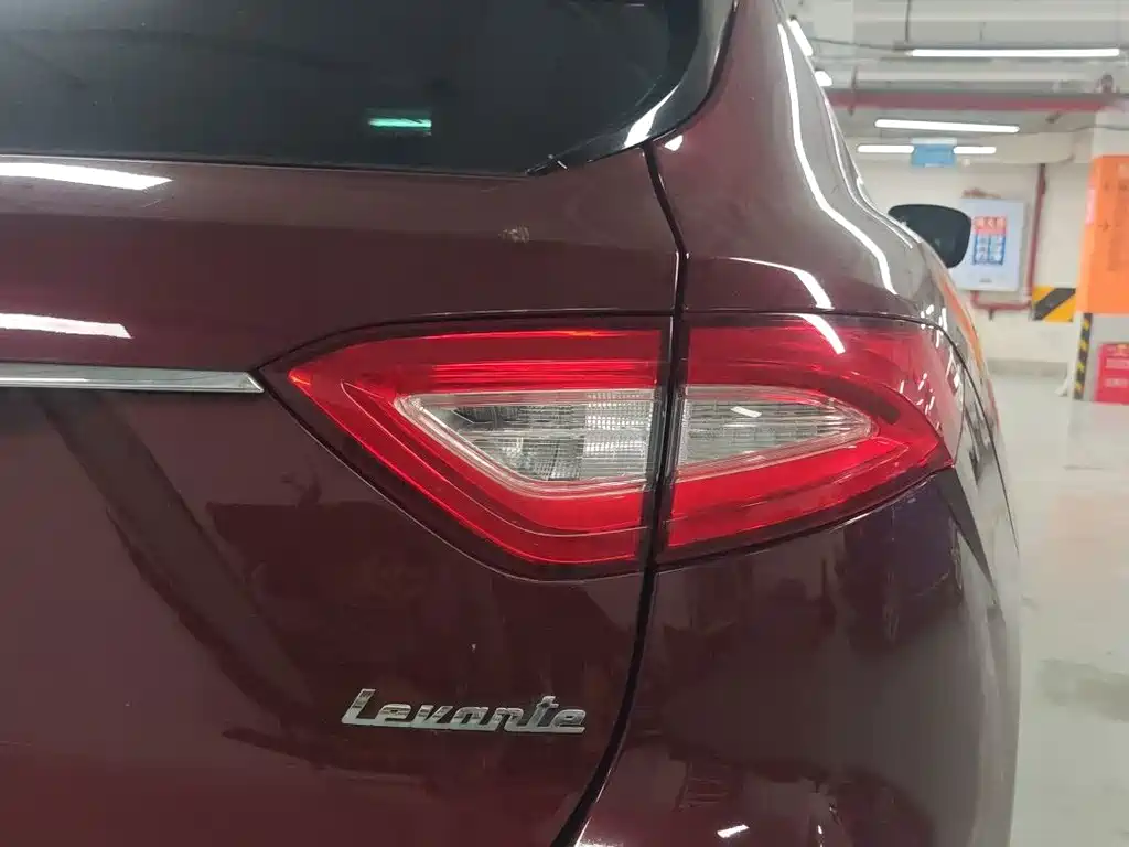 Maserati Levante — миниатюра 14
