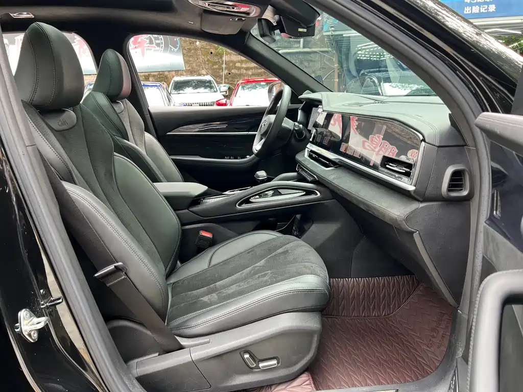 Geely Xingyue L — миниатюра 10