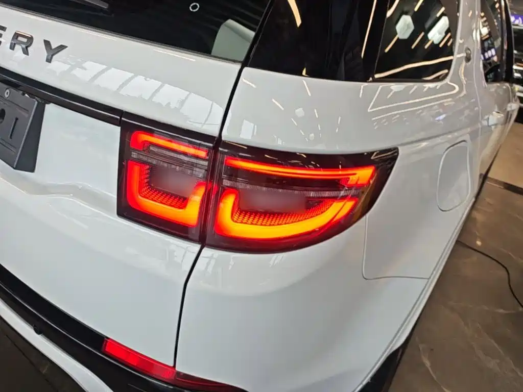 Land Rover Discovery Sport — миниатюра 8