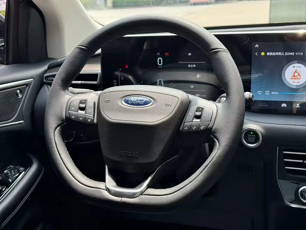 Ford Edge — миниатюра 12