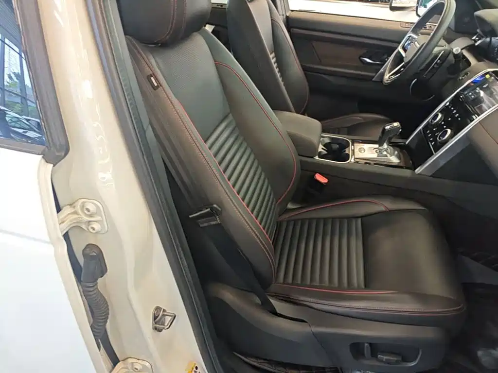 Land Rover Discovery Sport — миниатюра 25