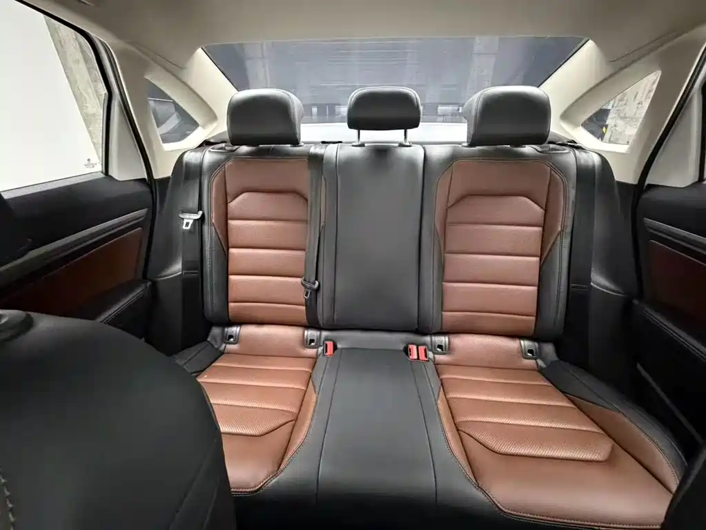 Volkswagen Lavida — миниатюра 14