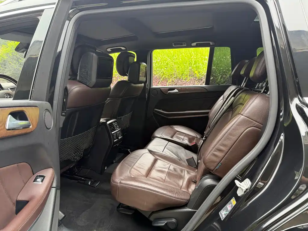 Mercedes-Benz GL-Class — миниатюра 5
