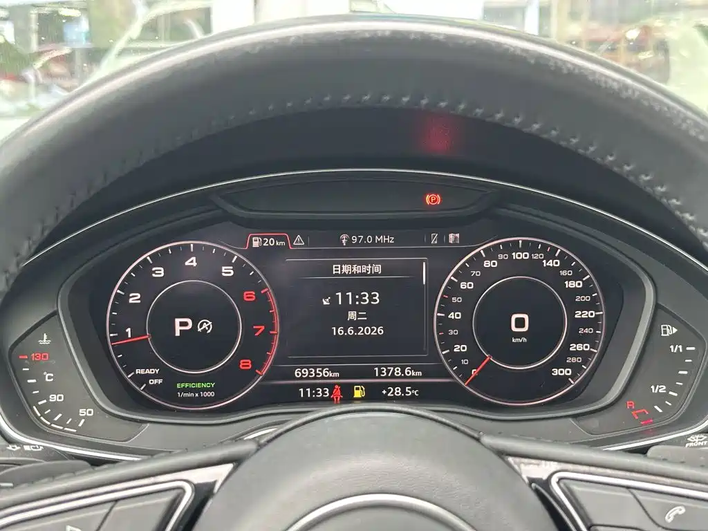 Audi A4L — миниатюра 4