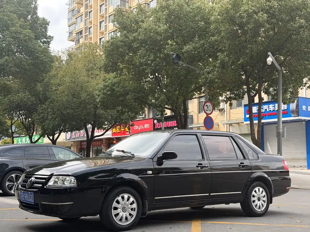 Volkswagen Santana Vista — миниатюра 2